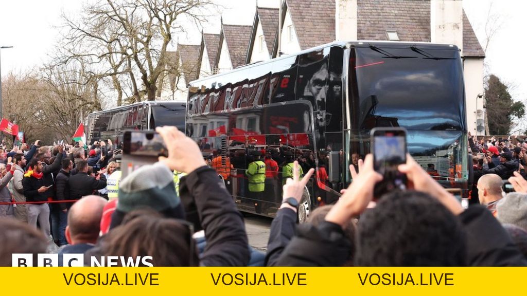 Ban for man who hit Man Utd team bus with bottle - bet88.farm - vosija